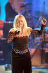 Her synger Bonnie Total Eclipse Of The Heart i programmet Bingo Lotto p Svensk TV4 den 20-10-2001 ca. kl. 23.15